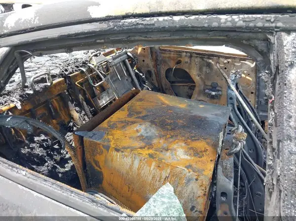 3FA6P0HDXLR191353 2020 FORD FUSION - Image 8