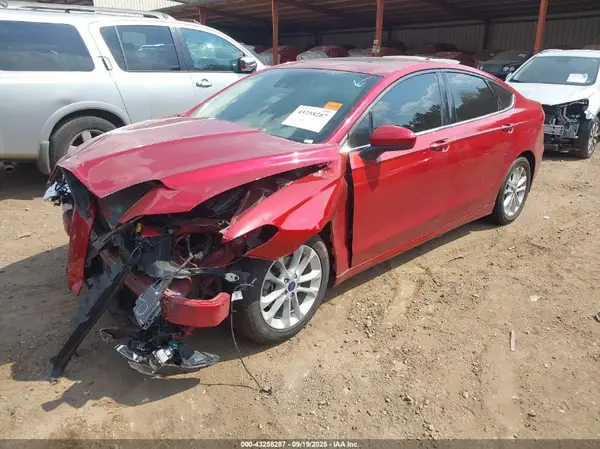 3FA6P0HDXLR197377 2020 FORD FUSION - Image 2