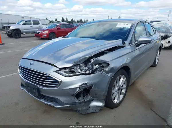 3FA6P0HDXLR221578 2020 FORD FUSION - Image 2