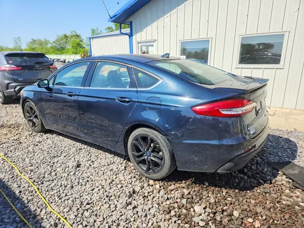 3FA6P0HDXLR226232 2020 FORD FUSION - Image 2