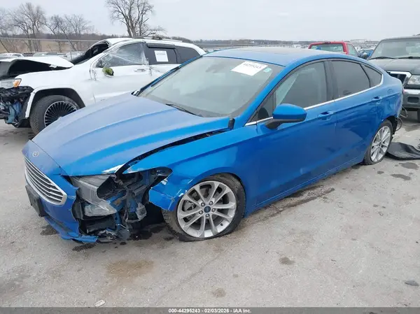 3FA6P0HDXLR226246 2020 FORD FUSION - Image 2