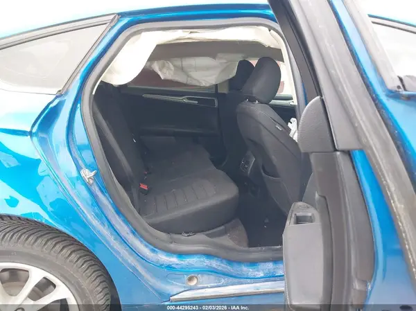 3FA6P0HDXLR226246 2020 FORD FUSION - Image 8