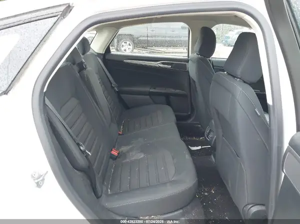 3FA6P0HDXLR231995 2020 FORD FUSION - Image 8