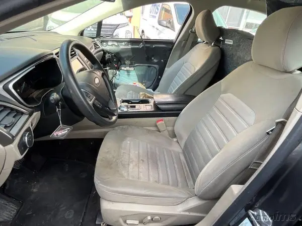 3FA6P0HDXLR242382 2020 FORD FUSION - Image 1