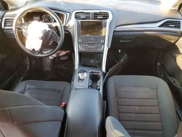 3FA6P0HDXLR250627 2020 FORD FUSION - Image 8