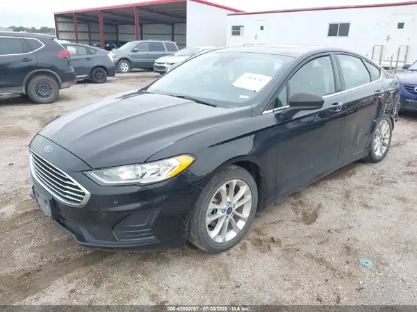 3FA6P0HDXLR255973 2020 FORD FUSION - Image 2