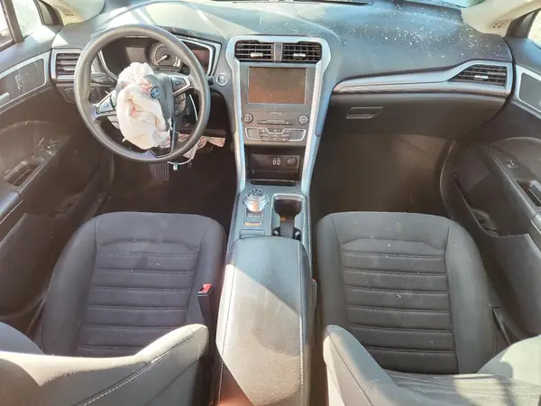 3FA6P0HDXLR256122 2020 FORD FUSION - Image 8