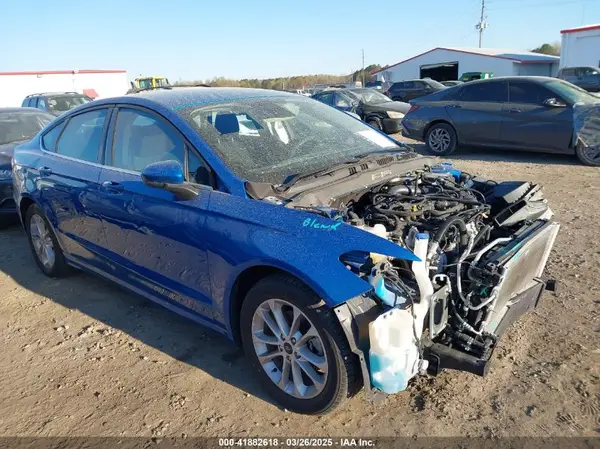 3FA6P0HDXLR257562 2020 FORD FUSION - Image 1