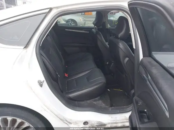 3FA6P0K90GR175513 2016 FORD FUSION - Image 8