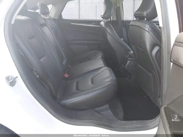 3FA6P0K90GR207618 2016 FORD FUSION - Image 8