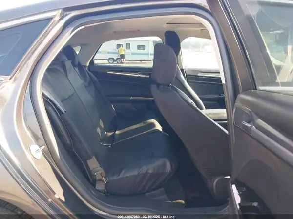 3FA6P0K91GR140365 2016 FORD FUSION - Image 8