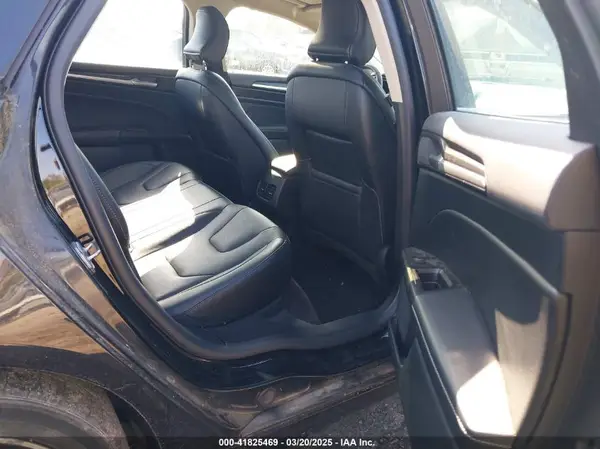 3FA6P0K91HR124636 2017 FORD FUSION - Image 8
