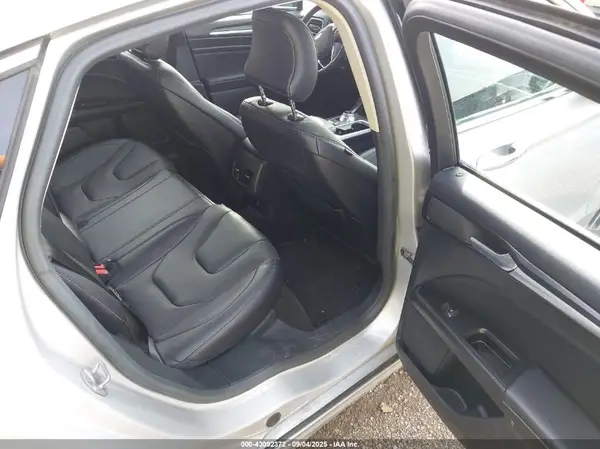 3FA6P0K91HR185551 2017 FORD FUSION - Image 8