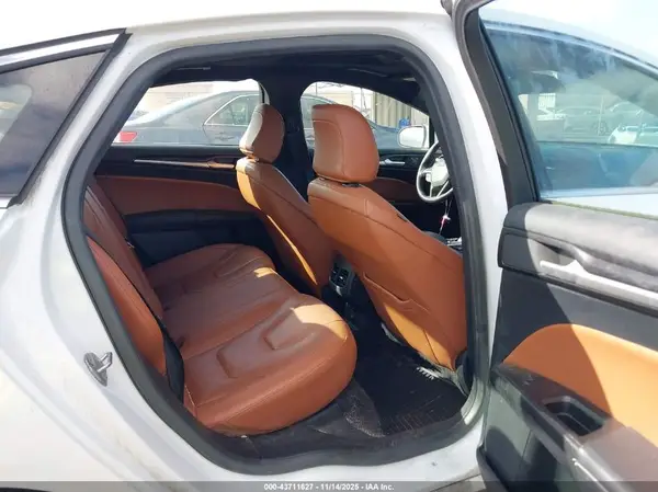 3FA6P0K91LR128212 2020 FORD FUSION - Image 8