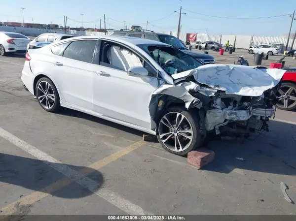3FA6P0K91LR154857 2020 FORD FUSION - Image 1