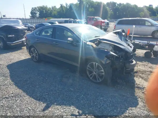 3FA6P0K91LR175109 2020 FORD FUSION - Image 1