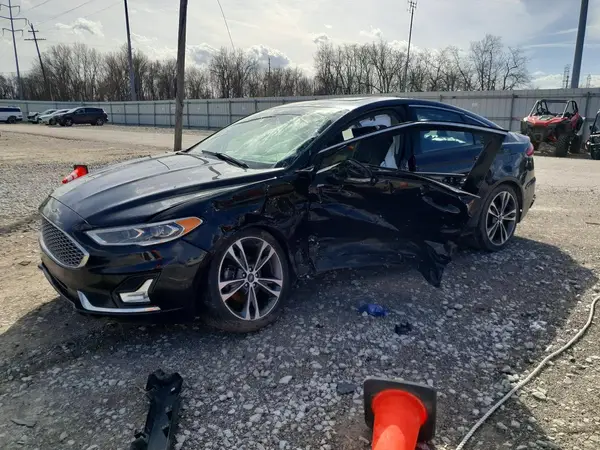 3FA6P0K91LR204561 2020 FORD FUSION - Image 1