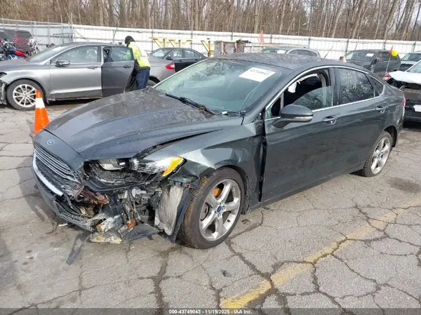 3FA6P0K92GR135594 2016 FORD FUSION - Image 2
