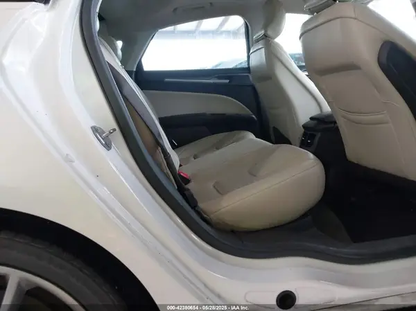3FA6P0K92GR201660 2016 FORD FUSION - Image 8