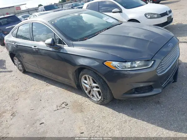 3FA6P0K92GR224033 2016 FORD FUSION - Image 1