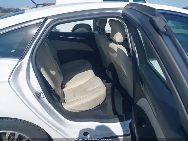 3FA6P0K92HR115573 2017 FORD FUSION - Image 8