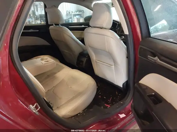 3FA6P0K92HR200137 2017 FORD FUSION - Image 8
