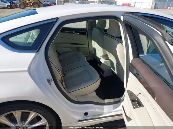 3FA6P0K92HR391512 2017 FORD FUSION - Image 8