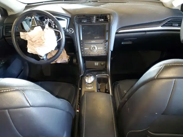 3FA6P0K92LR115615 2020 FORD FUSION - Image 8