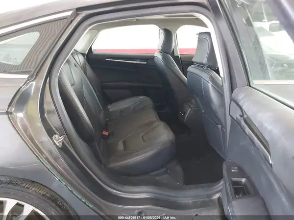 3FA6P0K92LR118174 2020 FORD FUSION - Image 8