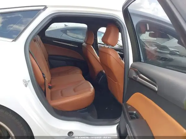 3FA6P0K92LR134097 2020 FORD FUSION - Image 8
