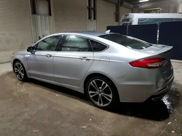 3FA6P0K92LR192355 2020 FORD FUSION - Image 2