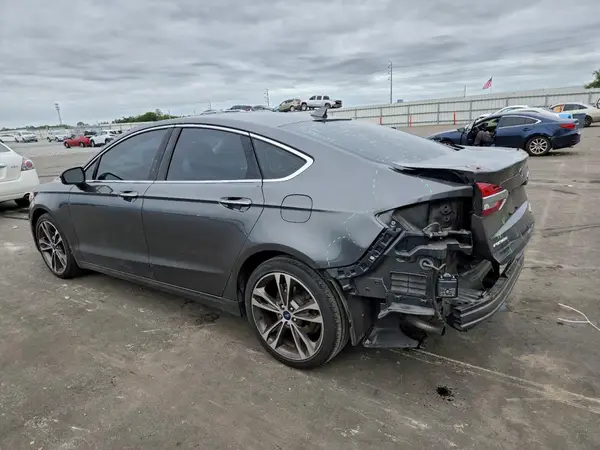 3FA6P0K92LR206867 2020 FORD FUSION - Image 2