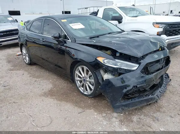 3FA6P0K93HR186815 2017 FORD FUSION - Image 1