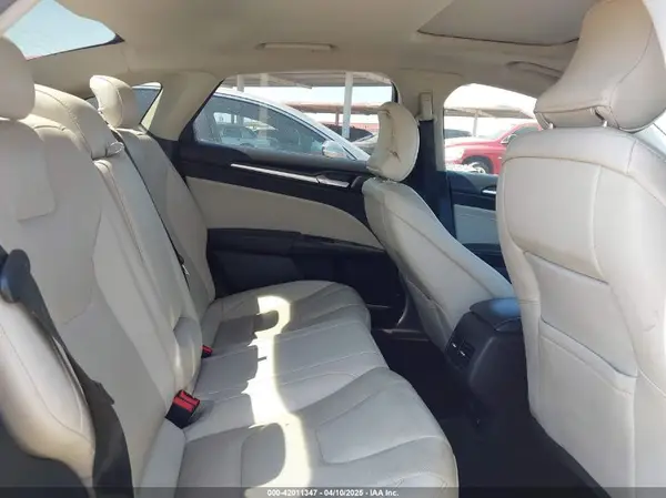 3FA6P0K93HR190282 2017 FORD FUSION - Image 8