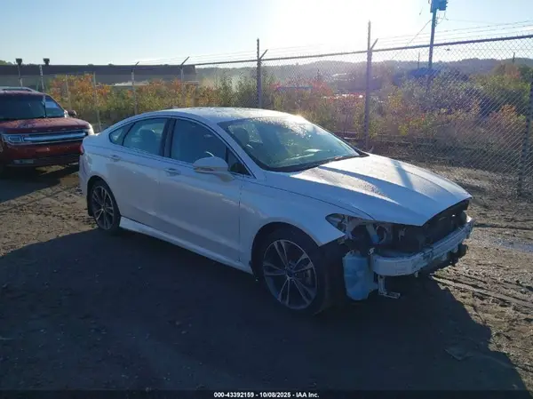 3FA6P0K93LR123819 2020 FORD FUSION - Image 1