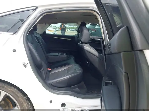 3FA6P0K93LR143844 2020 FORD FUSION - Image 8