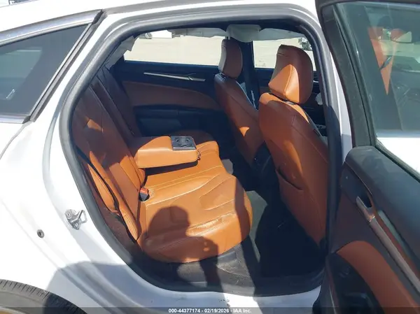 3FA6P0K93LR153001 2020 FORD FUSION - Image 8