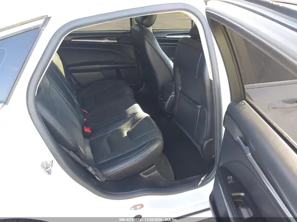 3FA6P0K94KR260718 2019 FORD FUSION - Image 8