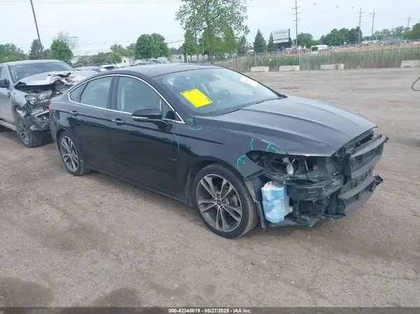 3FA6P0K94LR117138 2020 FORD FUSION - Image 1