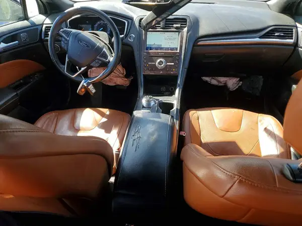 3FA6P0K94LR175105 2020 FORD FUSION - Image 8