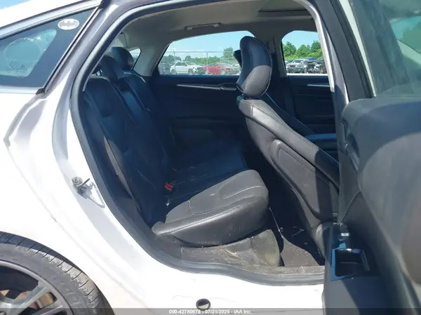 3FA6P0K95GR352766 2016 FORD FUSION - Image 8