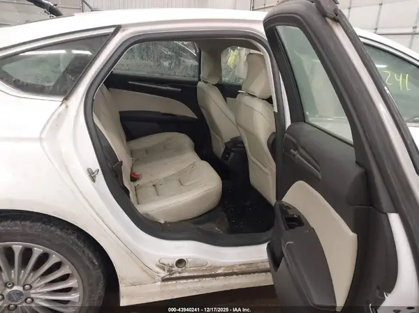 3FA6P0K95GR399330 2016 FORD FUSION - Image 8