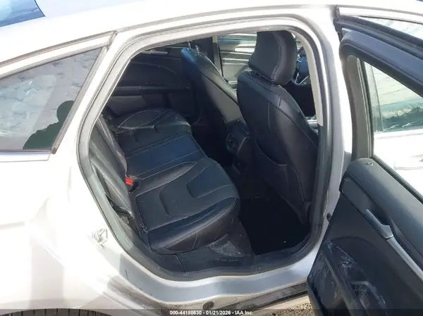 3FA6P0K95HR174620 2017 FORD FUSION - Image 8