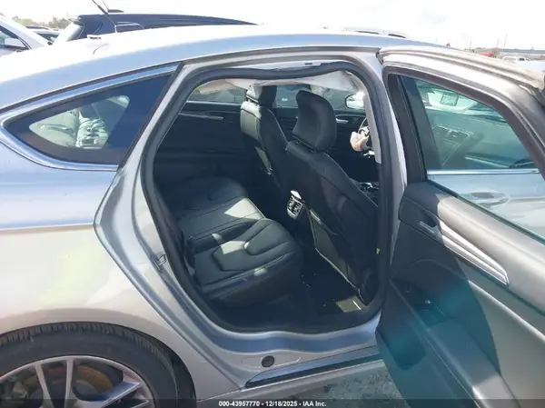 3FA6P0K96GR279410 2016 FORD FUSION - Image 8