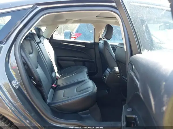 3FA6P0K96LR179320 2020 FORD FUSION - Image 8