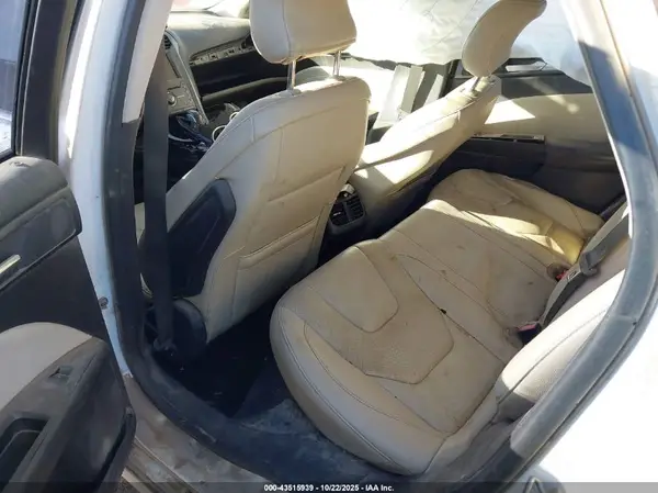 3FA6P0K97GR343924 2016 FORD FUSION - Image 8