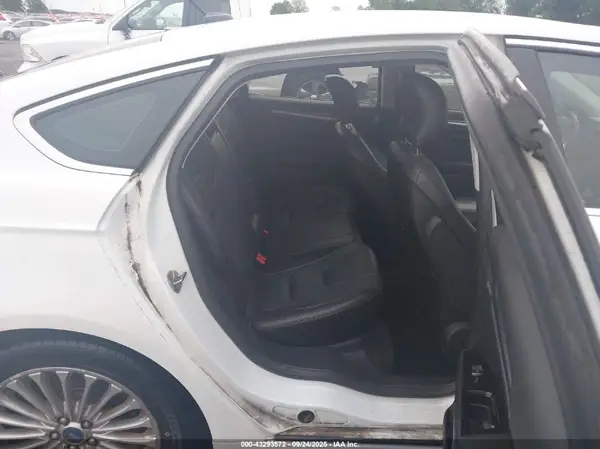 3FA6P0K98GR135633 2016 FORD FUSION - Image 8