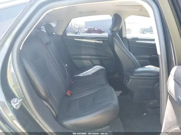 3FA6P0K98GR196951 2016 FORD FUSION - Image 8