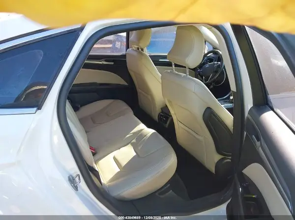 3FA6P0K98GR261118 2016 FORD FUSION - Image 8