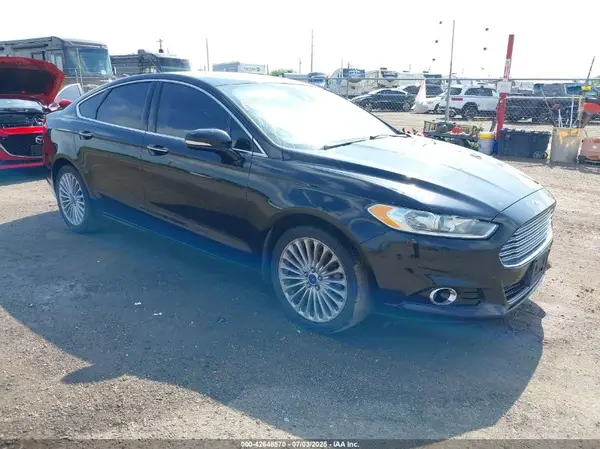3FA6P0K98GR261121 2016 FORD FUSION - Image 1
